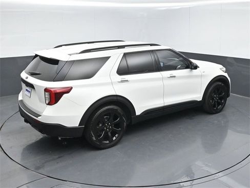 Used 2023 Ford Explorer ST-Line w/ Class IV Trailer Tow Package image 46