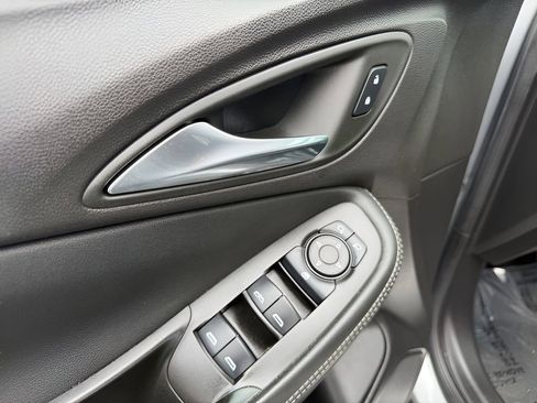 Used 2023 Buick Encore GX Preferred w/ Cold Weather Comfort Package image 17