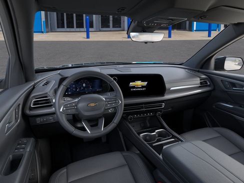 New 2026 Chevrolet Traverse LT FWD image 16