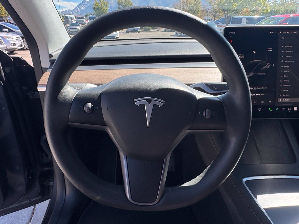 Used 2023 Tesla Model Y Long Range AWD/4WD image 13
