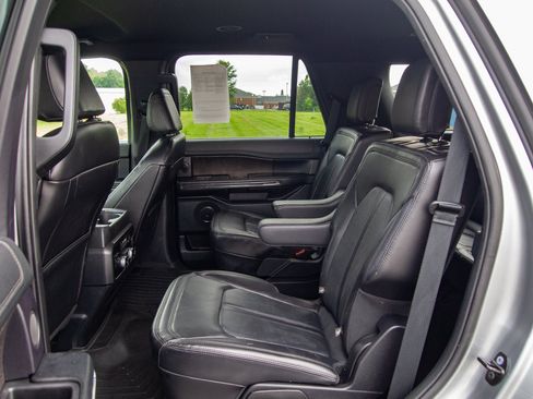 Used 2021 Ford Expedition Limited w/ Cargo Package AWD/4WD image 25