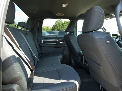 New 2026 RAM 2500 Big Horn AWD/4WD image 13