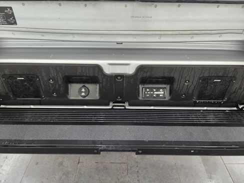 Used 2022 GMC Sierra 1500 AT4X image 34