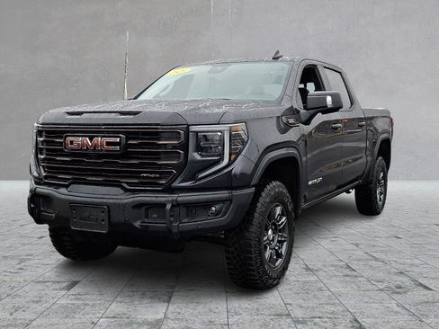 Used 2025 GMC Sierra 1500 AT4X image 5
