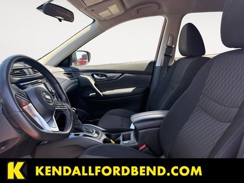 Used 2018 Nissan Rogue SV w/ Premium Package AWD/4WD image 10