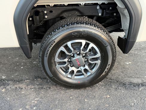 New 2026 GMC Sierra 3500 SLE AWD/4WD image 10
