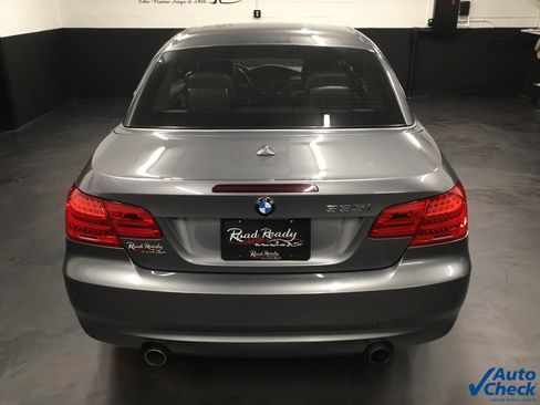 Used 2011 BMW 335i Convertible image 20