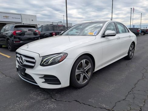 Used 2019 Mercedes-Benz E 300 4MATIC image 5