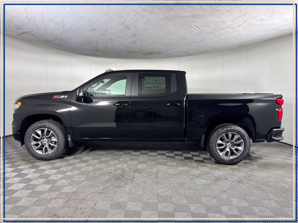 New 2026 Chevrolet Silverado 1500 RST w/ RST All Star Premium Package AWD/4WD image 8