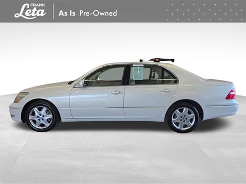 Used 2005 Lexus LS 430 RWD image 3