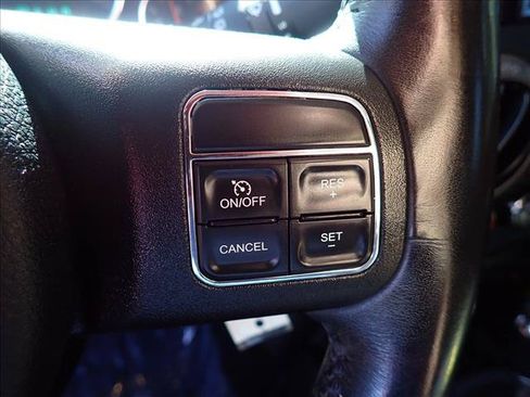 Used 2018 Jeep Wrangler Unlimited Sport w/ Connectivity Group AWD/4WD image 14