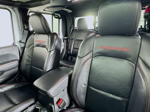 Used 2023 Jeep Gladiator Rubicon w/ LED Lighting Group image 24