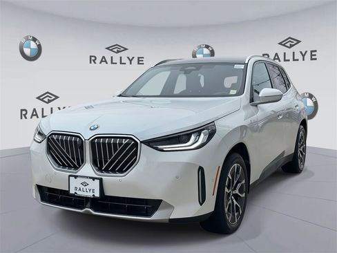 Certified 2025 BMW X3 xDrive30i image 3