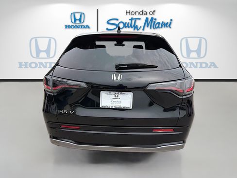 Certified 2024 Honda HR-V EX-L image 6