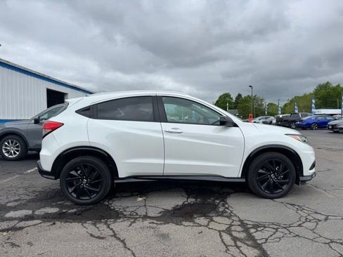 Used 2022 Honda HR-V Sport image 1