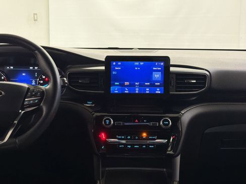 Used 2022 Ford Explorer ST-Line w/ Class IV Trailer Tow Package image 37