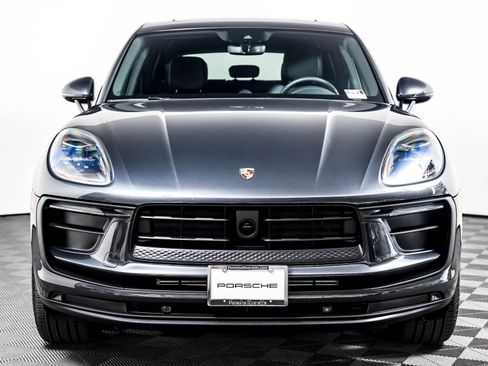 Certified 2026 Porsche Macan AWD/4WD image 7