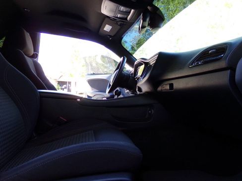 Used 2015 Dodge Challenger R/T w/ Quick Order Package 22B R/T image 31