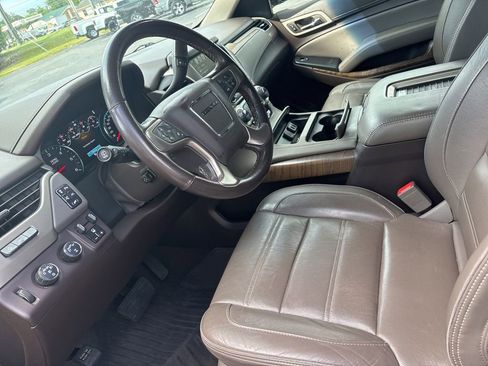 Used 2018 GMC Yukon Denali w/ Denali Ultimate Package AWD/4WD image 10