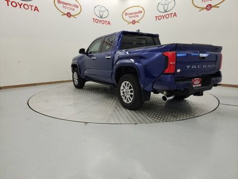 Used 2025 Toyota Tacoma Limited AWD/4WD image 6
