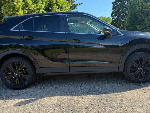 Used 2023 Mitsubishi Eclipse Cross LE AWD/4WD image 11