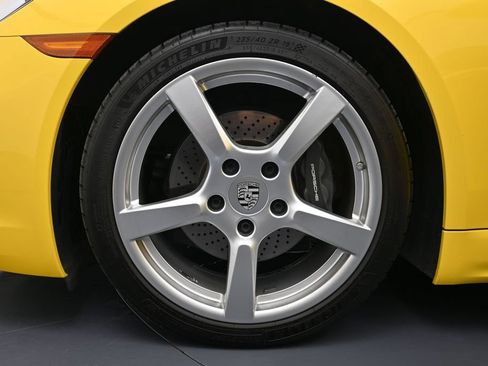 Certified 2023 Porsche 718 Boxster RWD image 29