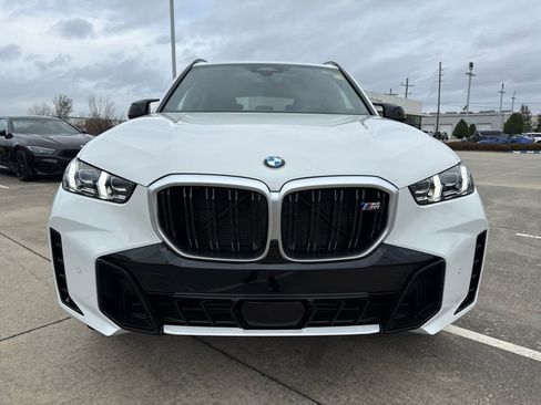New 2025 BMW X5 M60i w/ Executive Package image 2