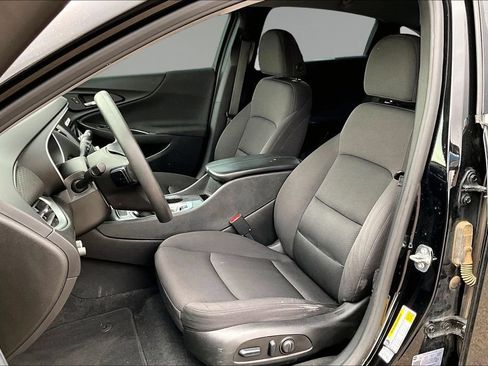 Used 2023 Chevrolet Malibu LT FWD image 19