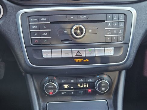 Used 2019 Mercedes-Benz GLA 250 image 19