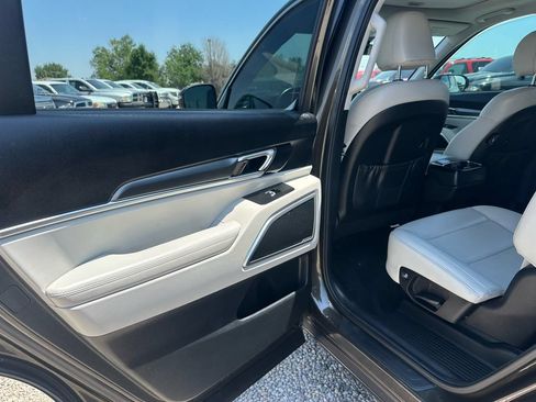 Used 2020 Kia Telluride S AWD/4WD image 29