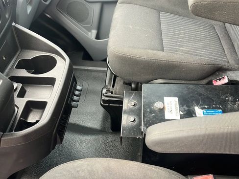 Used 2015 Ford Transit 250 130 Low Roof image 12