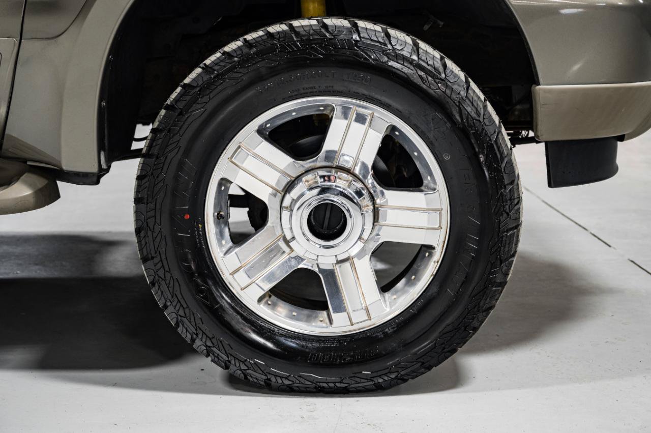 Used 2003 Ford Excursion Limited AWD/4WD image 13