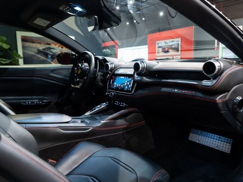 Certified 2020 Ferrari GTC4Lusso T image 44