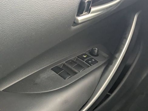 Used 2021 Toyota Corolla SE FWD image 15
