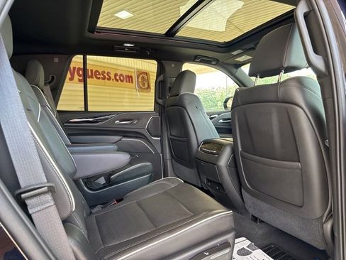 Used 2021 Cadillac Escalade Sport image 32