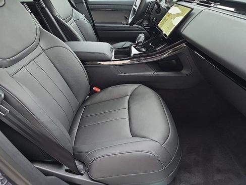 Certified 2025 Land Rover Range Rover Sport S image 7