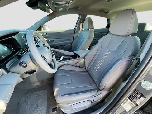 New 2026 Hyundai Elantra Sport FWD image 19
