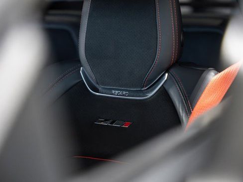 Used 2018 Chevrolet Camaro ZL1 image 47