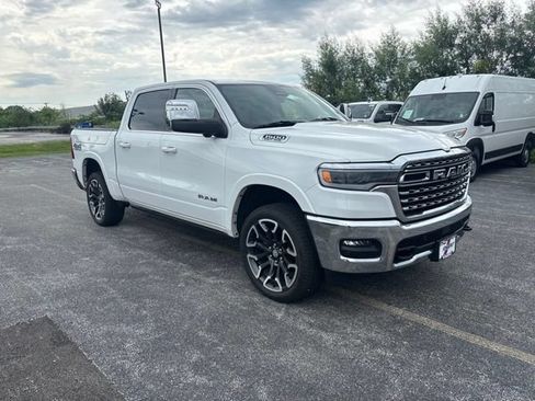 Used 2025 RAM 1500 Limited AWD/4WD image 2