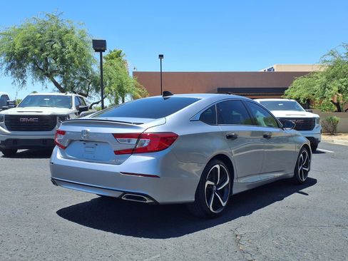 Used 2022 Honda Accord Sport image 4