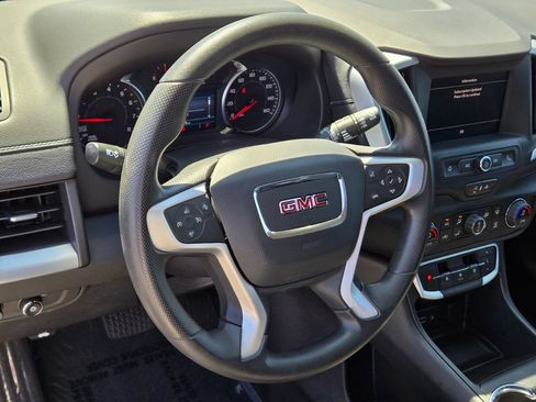 Used 2023 GMC Terrain SLE w/ Driver Convenience Package FWD image 19