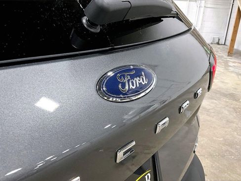 Certified 2025 Ford Escape ST-Line Select w/ Tech Pack #1 image 31