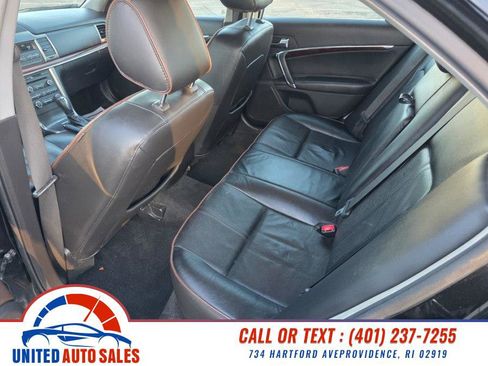 Used 2011 Lincoln MKZ image 10