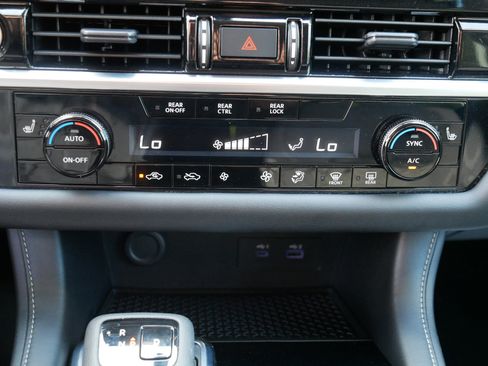 Certified 2023 Nissan Pathfinder SV AWD/4WD image 23