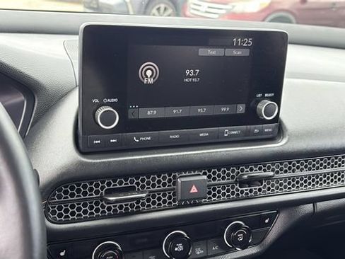 Used 2025 Honda HR-V Sport image 16