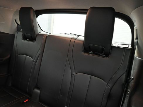 Used 2023 INFINITI QX60 Sensory w/ Cargo Package image 24