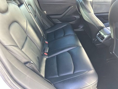 Used 2020 Tesla Model 3 RWD image 10