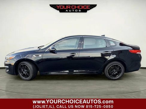Used 2017 Kia Optima EX w/ Premium Package FWD image 2
