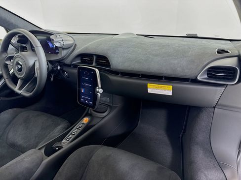 New 2026 McLaren Artura Spider image 27