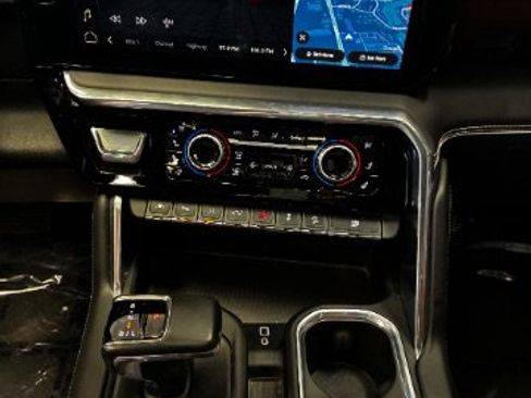 Used 2024 GMC Sierra 1500 Denali Ultimate AWD/4WD image 28